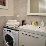 Metro Zabkowska - Convenience And Quality شقة *